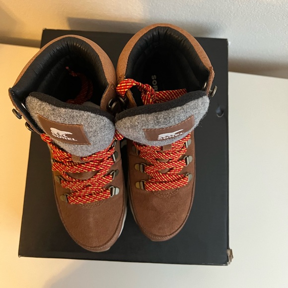 SOREL Kinetic Conquest waterproof boots - Picture 12 of 14